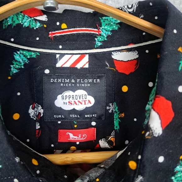 NWT Denim & Flower Ricky Singh Men's Large Festive Black Santa Shirt - Picture 3 of 11